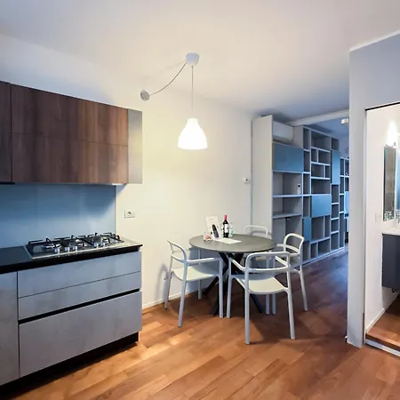 Appartement Zona Tortona - Navigli Milaan