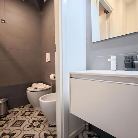 Appartement Zona Tortona - Navigli Milaan
